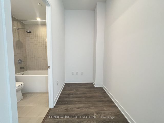 1116 - 35 Tubman Ave