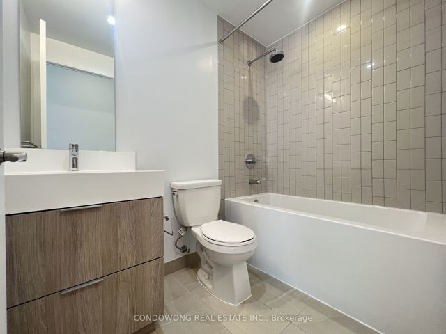1116 - 35 Tubman Ave