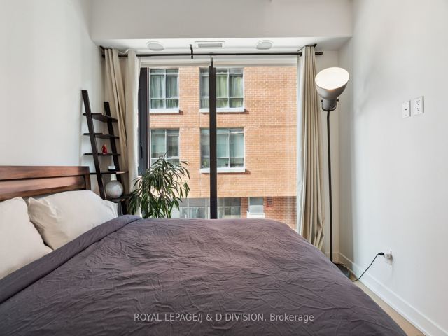 207 - 8 Dovercourt Rd