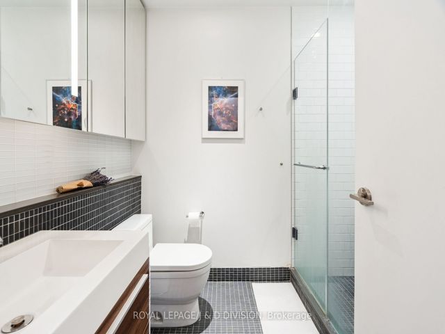 207 - 8 Dovercourt Rd