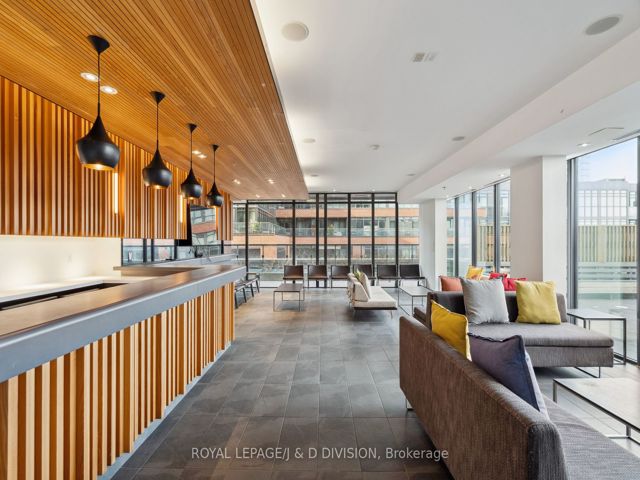 207 - 8 Dovercourt Rd
