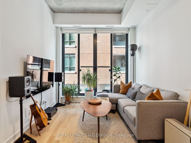 207 - 8 Dovercourt Rd