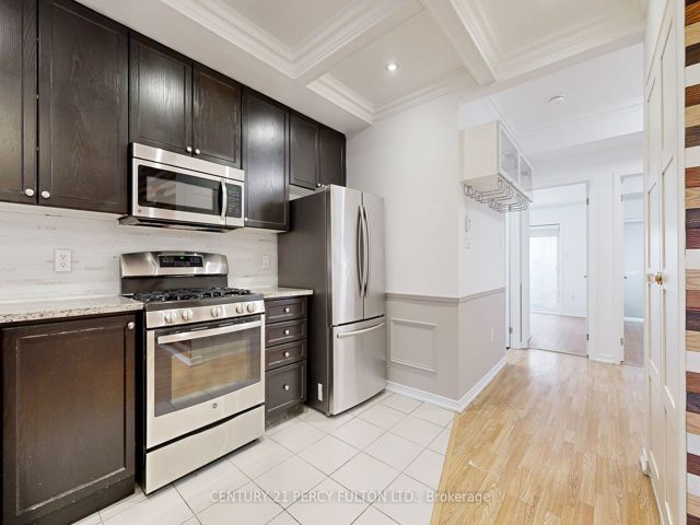 118 - 19 Coneflower Cres
