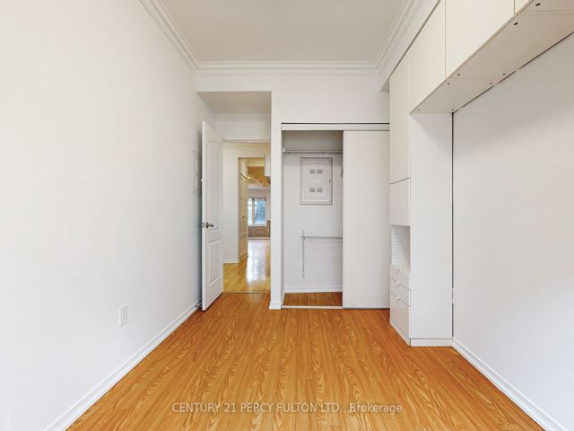 118 - 19 Coneflower Cres
