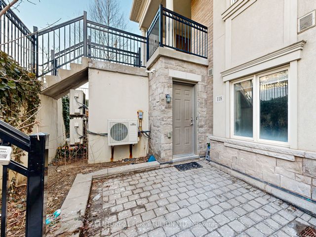 118 - 19 Coneflower Cres