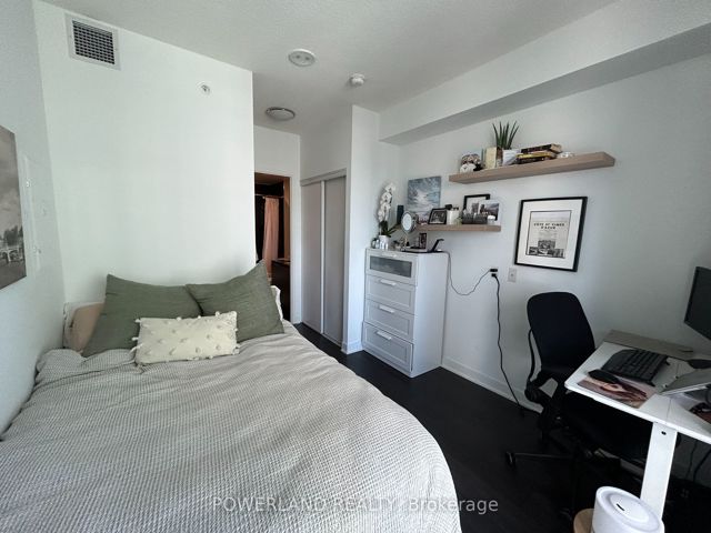 4011 - 125 Blue Jays Way