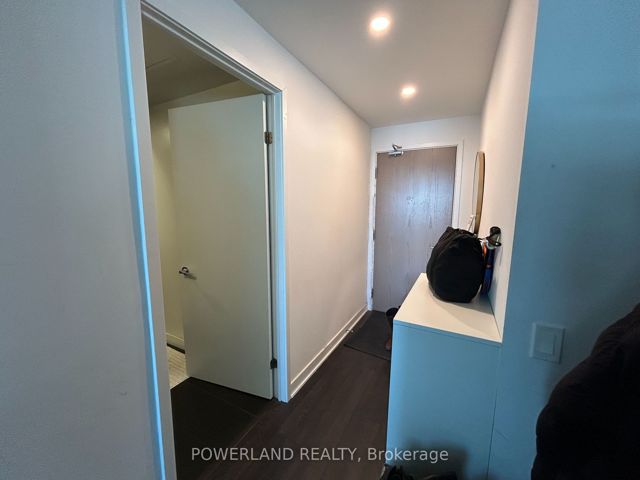 4011 - 125 Blue Jays Way