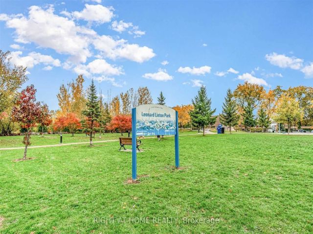 1005 - 35 Brian Peck Cres