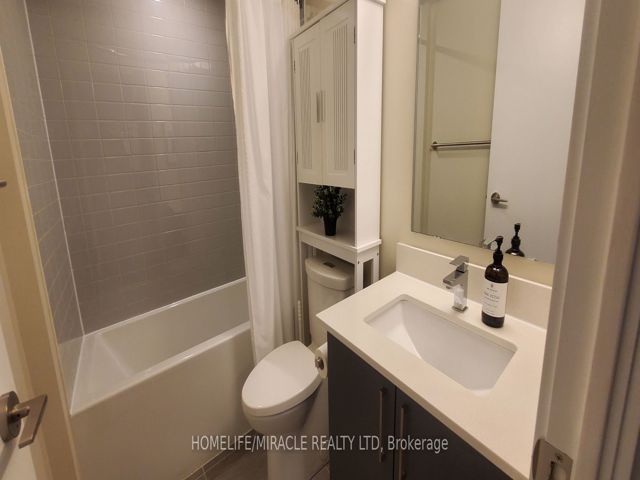 422 - 38 Monte Kwinter Crt