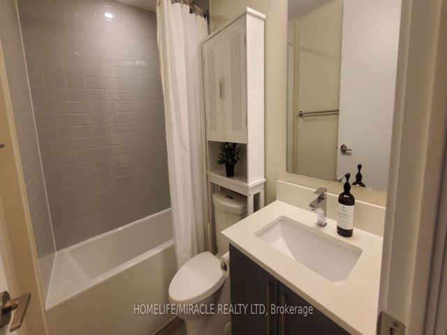 422 - 38 Monte Kwinter Crt