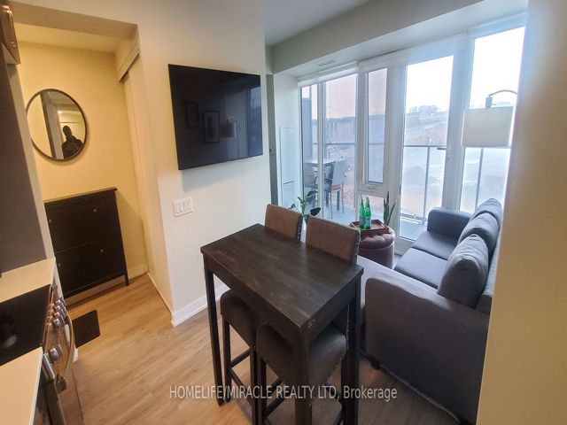 422 - 38 Monte Kwinter Crt