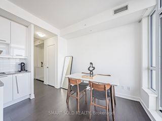 3701 - 30 Nelson St
