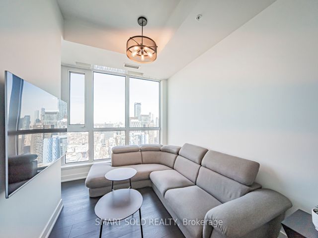 3701 - 30 Nelson St