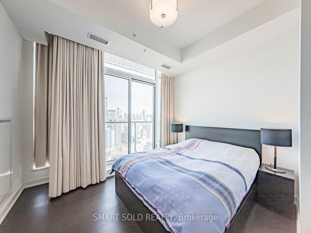 3701 - 30 Nelson St