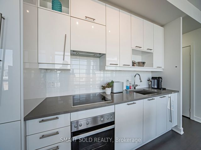 3701 - 30 Nelson St
