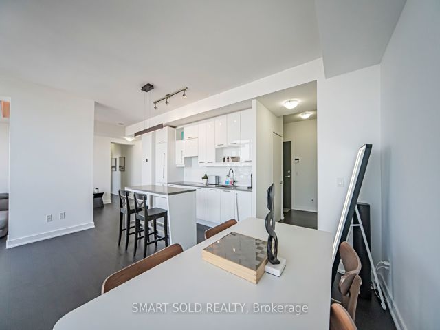3701 - 30 Nelson St