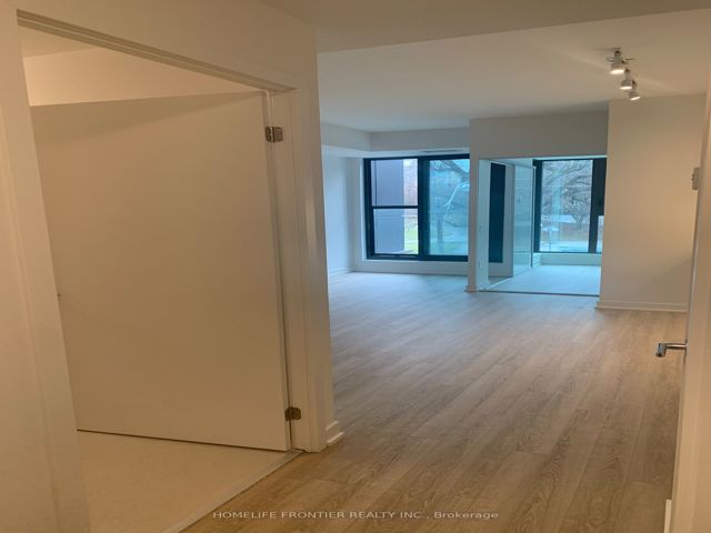 210 - 250 Lawrence Ave W