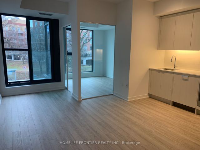 210 - 250 Lawrence Ave W