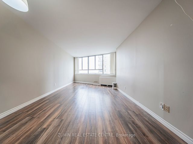 1304 - 260 Queens Quay W