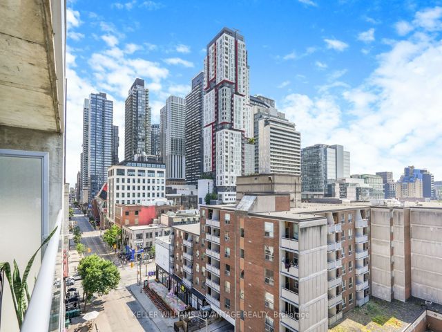 804 - 169 John St