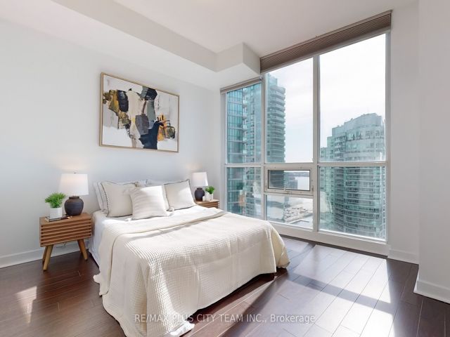 1910 - 18 Harbour St