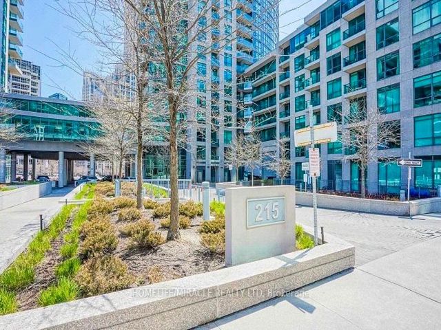 2809 - 215 Fort York Blvd