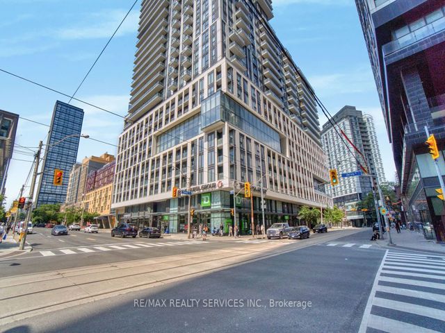 1909 - 251 Jarvis St