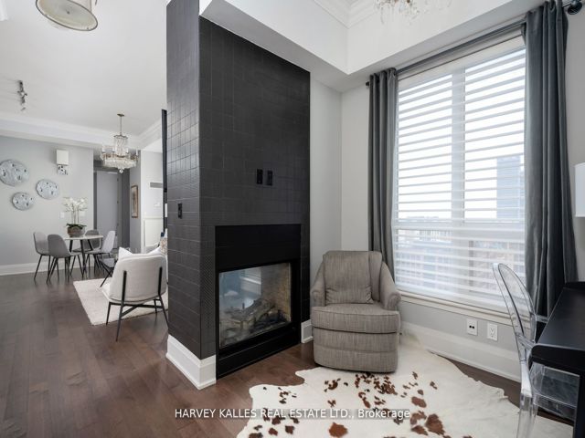 2901 - 35 Hayden St