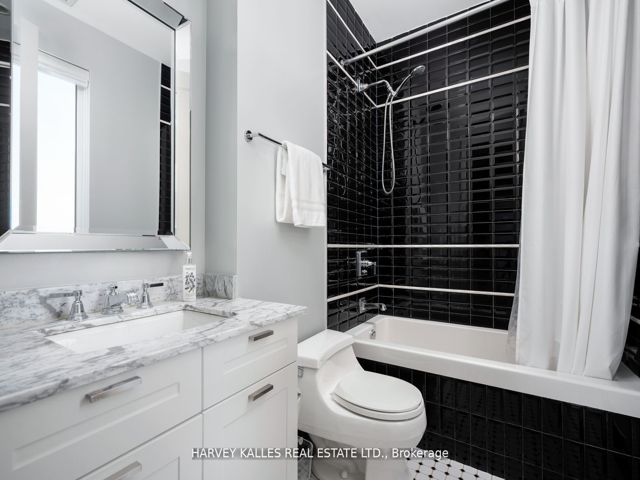 2901 - 35 Hayden St