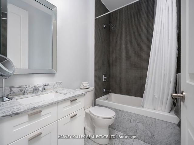 2901 - 35 Hayden St