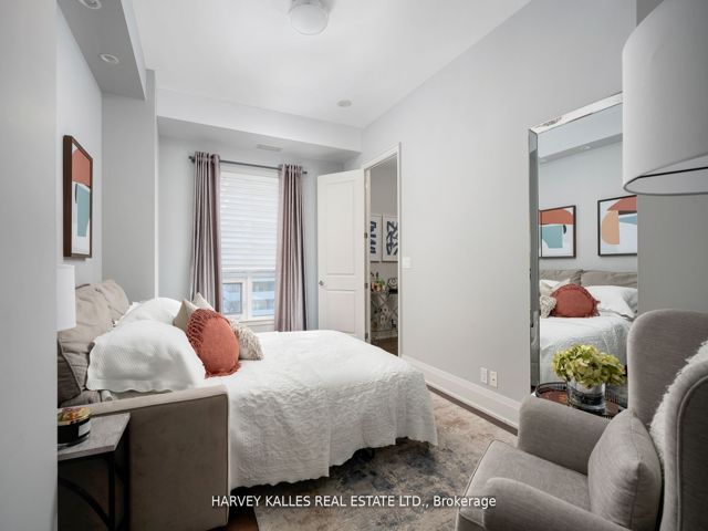 2901 - 35 Hayden St