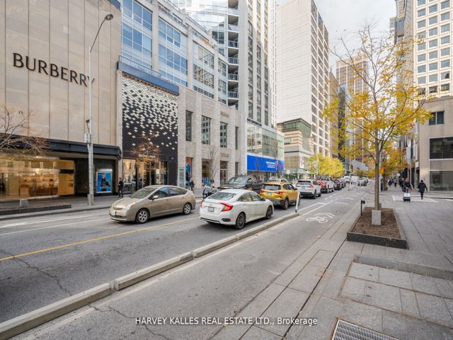 2901 - 35 Hayden St