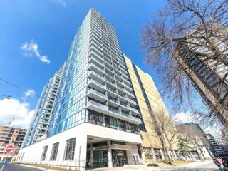 1712 - 210 Simcoe St