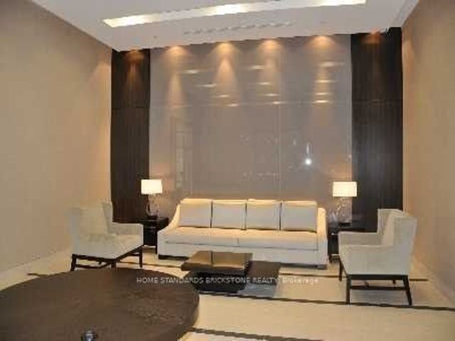 130 - 2035 Sheppard Ave E