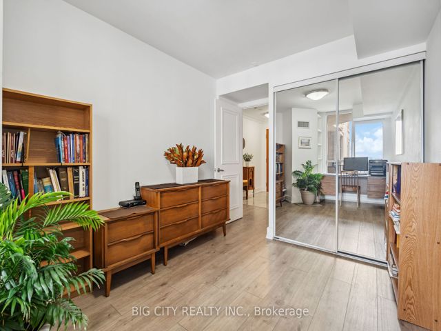 507 - 650 Sheppard Ave E