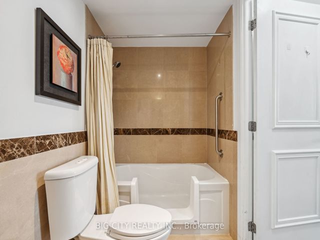507 - 650 Sheppard Ave E