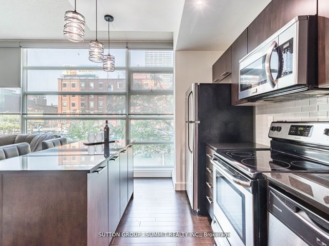 209 - 397 Front St W