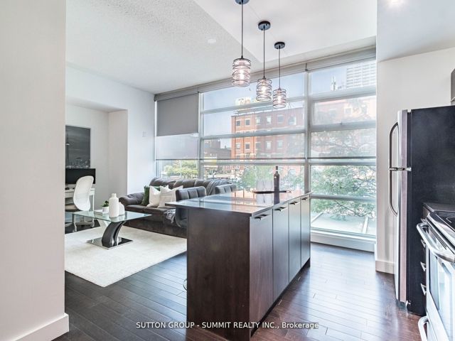 209 - 397 Front St W