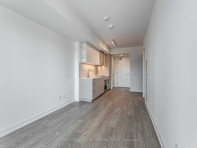 1603 - 19 Western Battery Rd