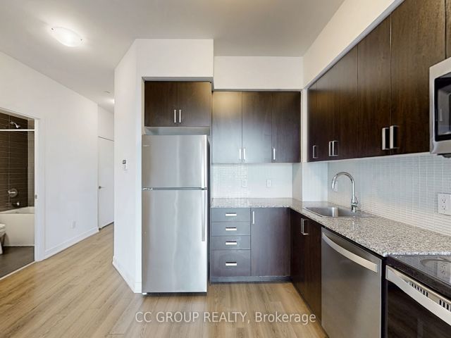 608 - 1603 Eglinton Ave W