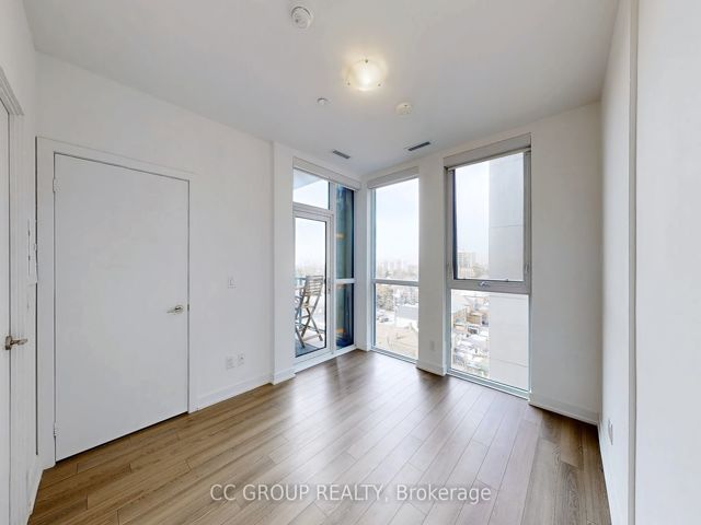 608 - 1603 Eglinton Ave W