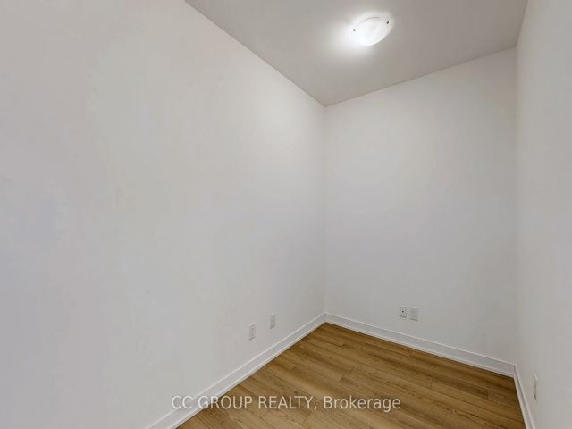 608 - 1603 Eglinton Ave W