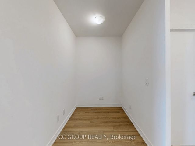 608 - 1603 Eglinton Ave W