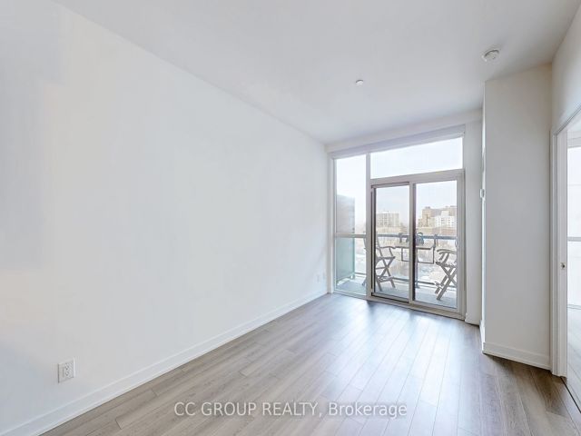 608 - 1603 Eglinton Ave W