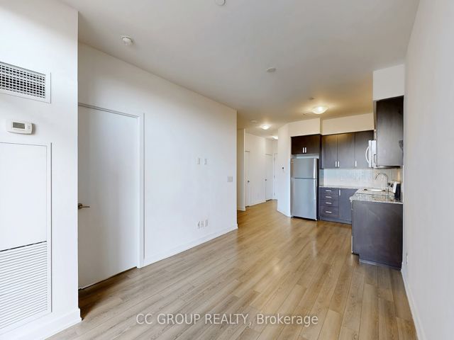 608 - 1603 Eglinton Ave W