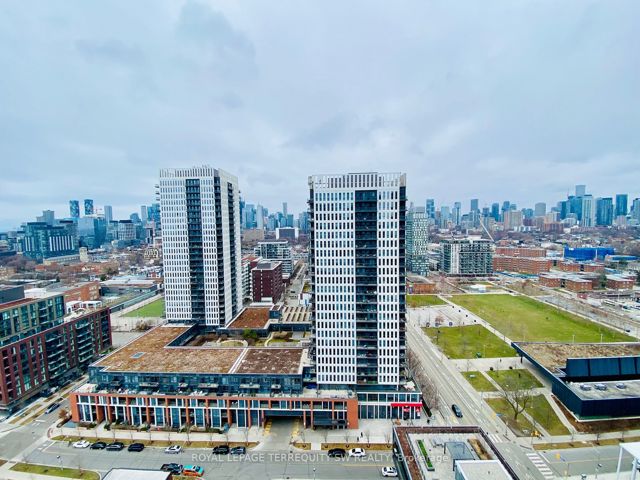 2111 - 20 Tubman Ave