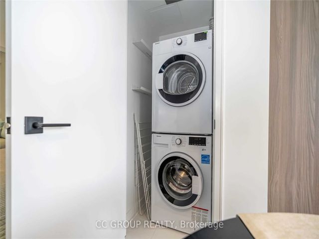 1017 - 60 Tannery Rd