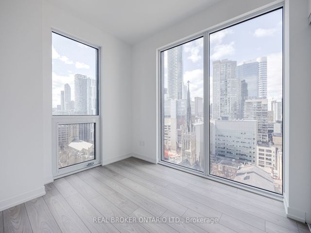 2006 - 82 Dalhousie St