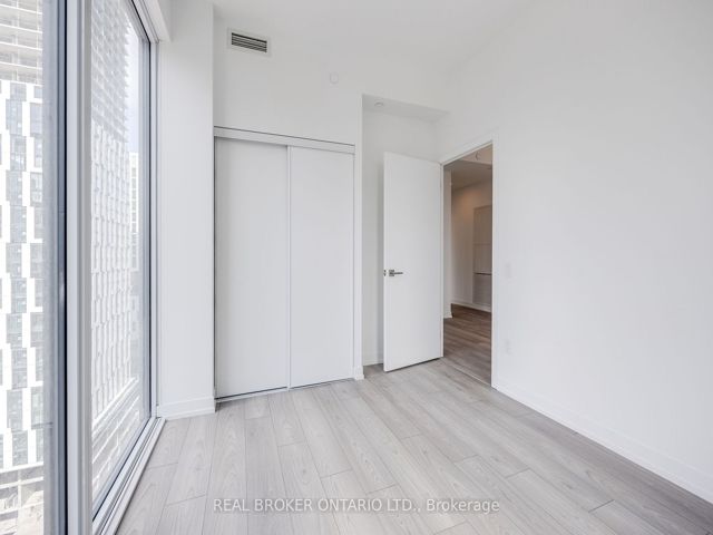 2006 - 82 Dalhousie St