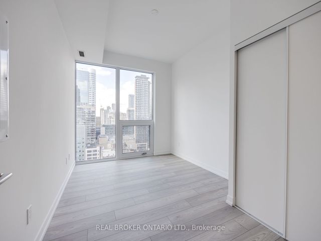 2006 - 82 Dalhousie St